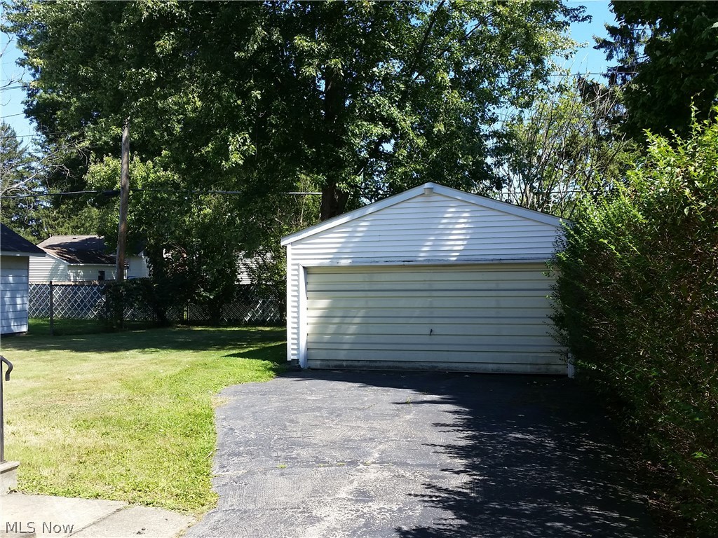 Howland Heights - Residential