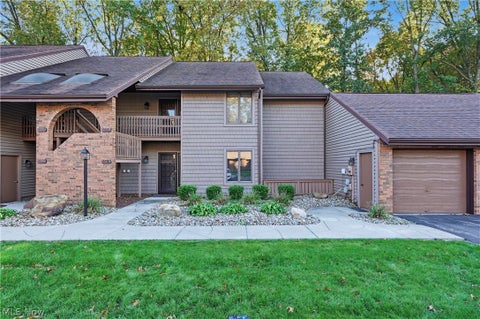 Photo of 4458 Willow Creek Drive SE, Howland, OH 44484 (MLS # 5255823)