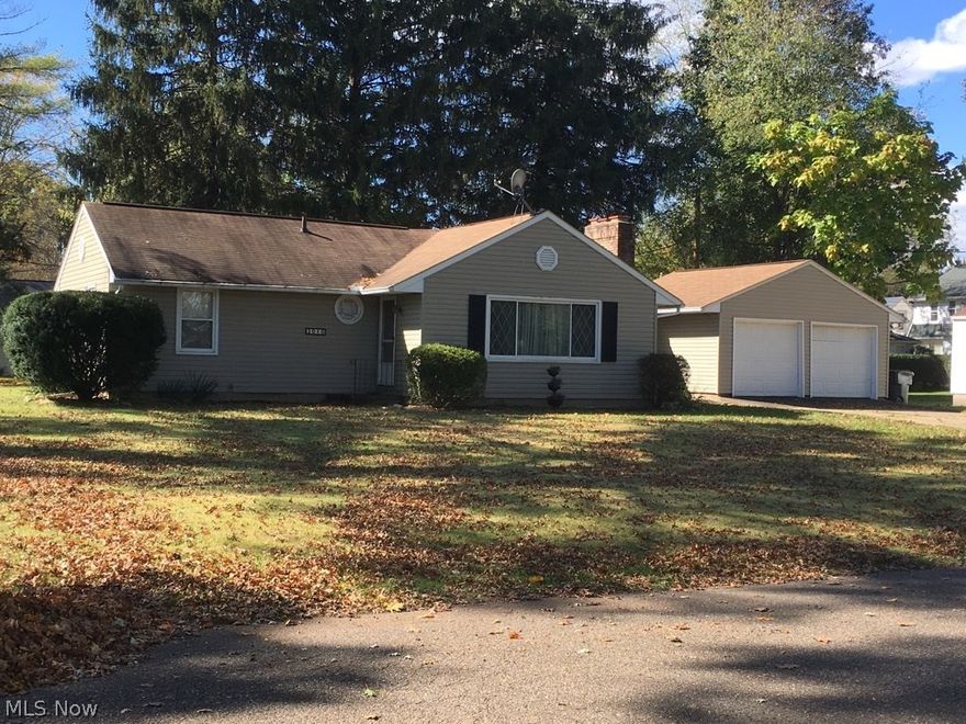 Great north Dover location. Home features 3 bedroom, 1 1/2 bath, central air, attached 2 car garage, fireplace. Huge 100 x 150. Alley bound lot. Partially finished lower level is not included in square footage. Lots of untapped potential. Ready for your personal touch. Call today for showing.