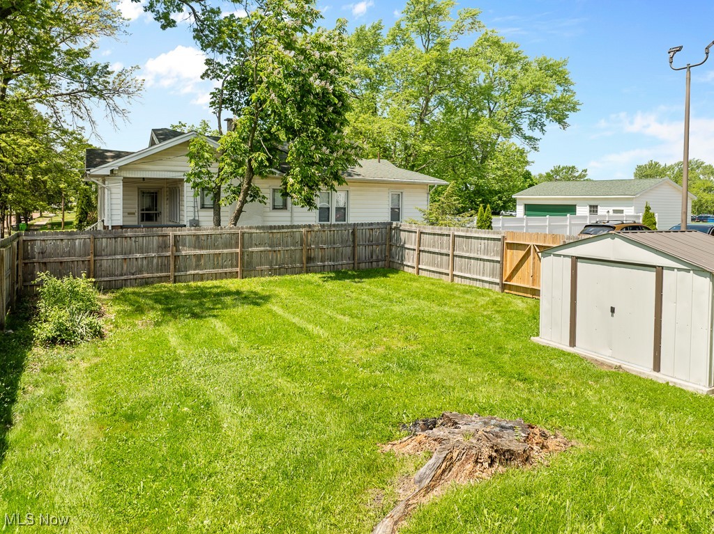 1447 S Arch Avenue, Alliance, Ohio image 3
