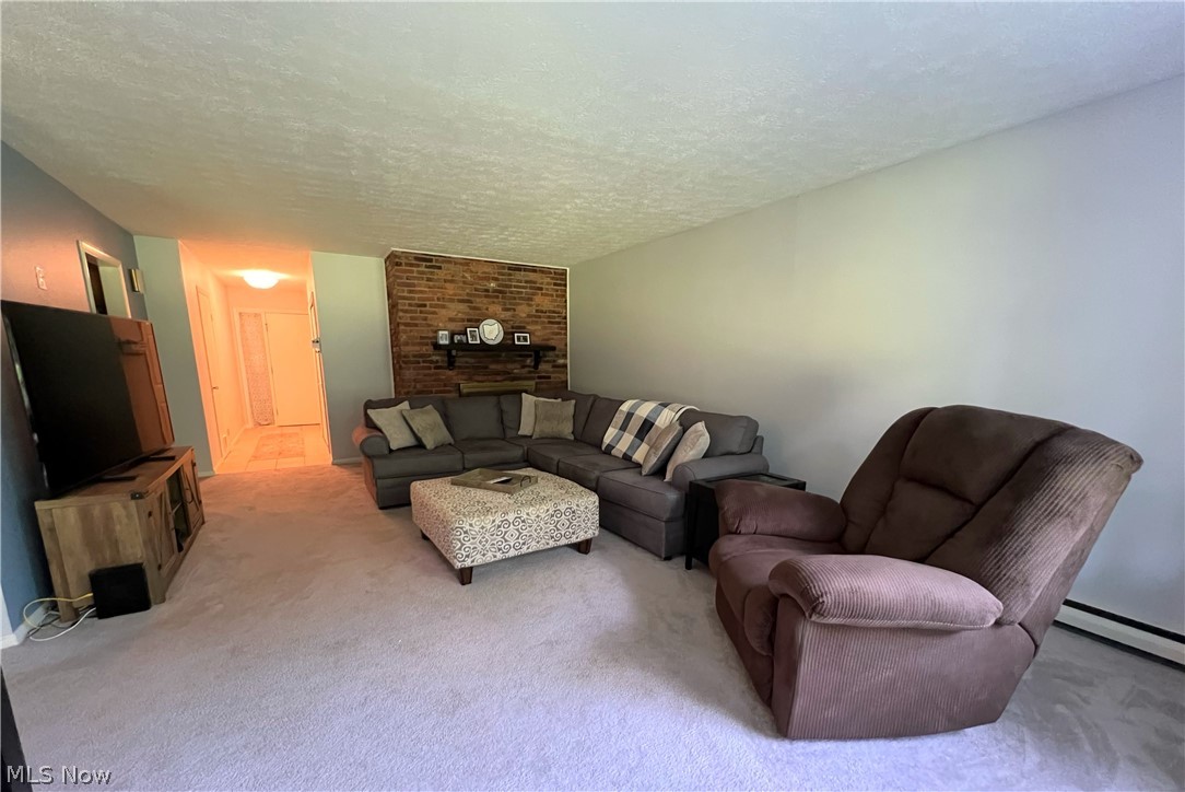 Deepwood Condo - Residential