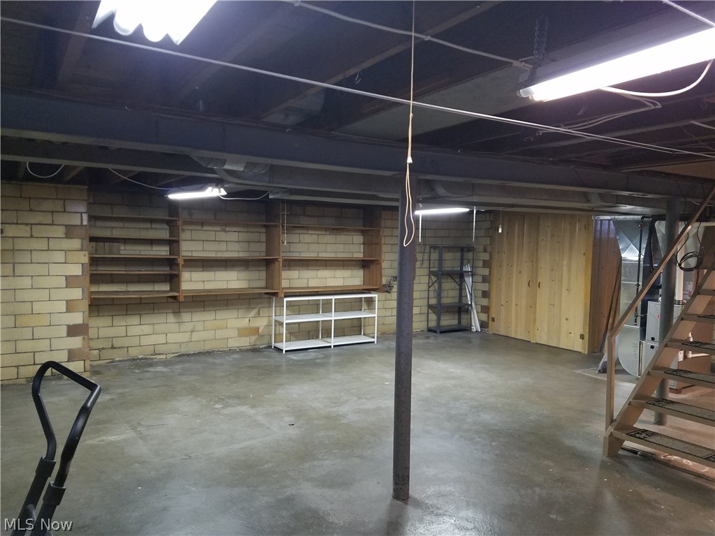 West Manor - Residential