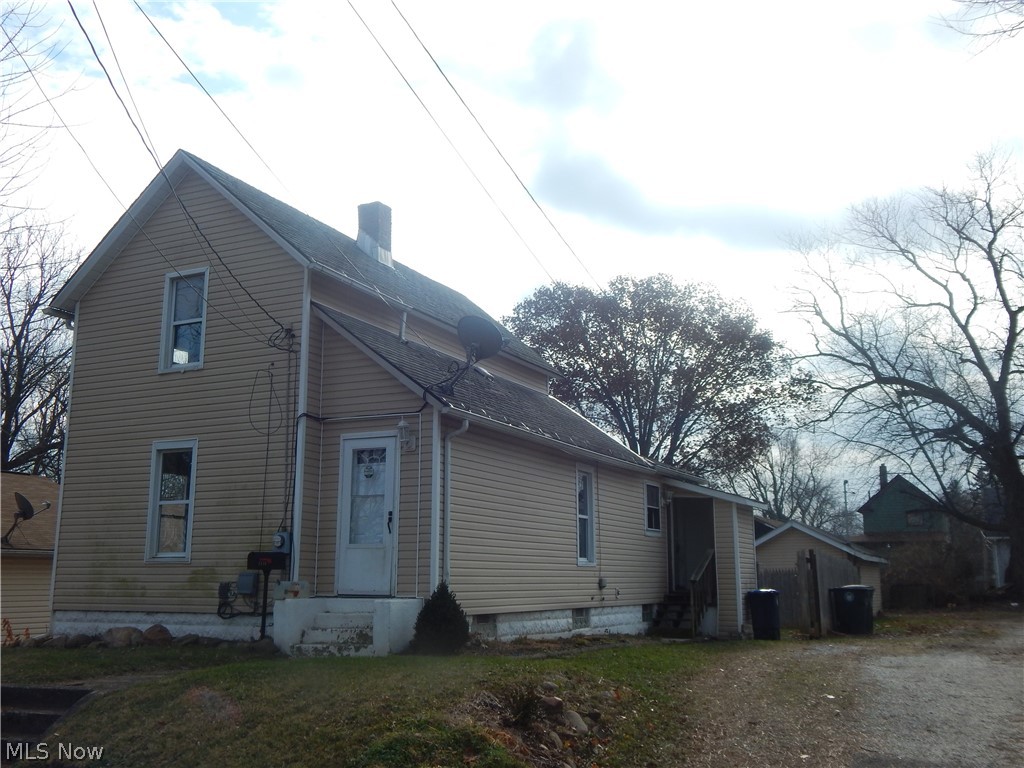 Opportunity Available. Live in front home featuring 3 Bedroom and rent rear one bedroom home.
Spacious eat in kitchen. Vinyl siding. First floor bedroom. Large foyer entry with fresh paint and full bath on first floor.
Rear home of approx. 700 s.f. featuring one bedroom, one bath. needs some TLC. Dead End Street.