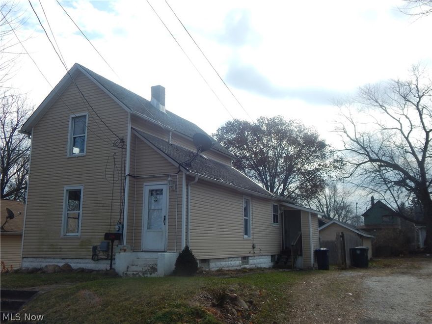 Opportunity Available. Live in front home featuring 3 Bedroom and rent rear one bedroom home. 
Spacious eat in kitchen. Vinyl siding. First floor bedroom. Large foyer entry with fresh paint and full bath on first floor. 
Rear home of approx. 700 s.f. featuring one bedroom, one bath. needs some TLC. Dead End Street.