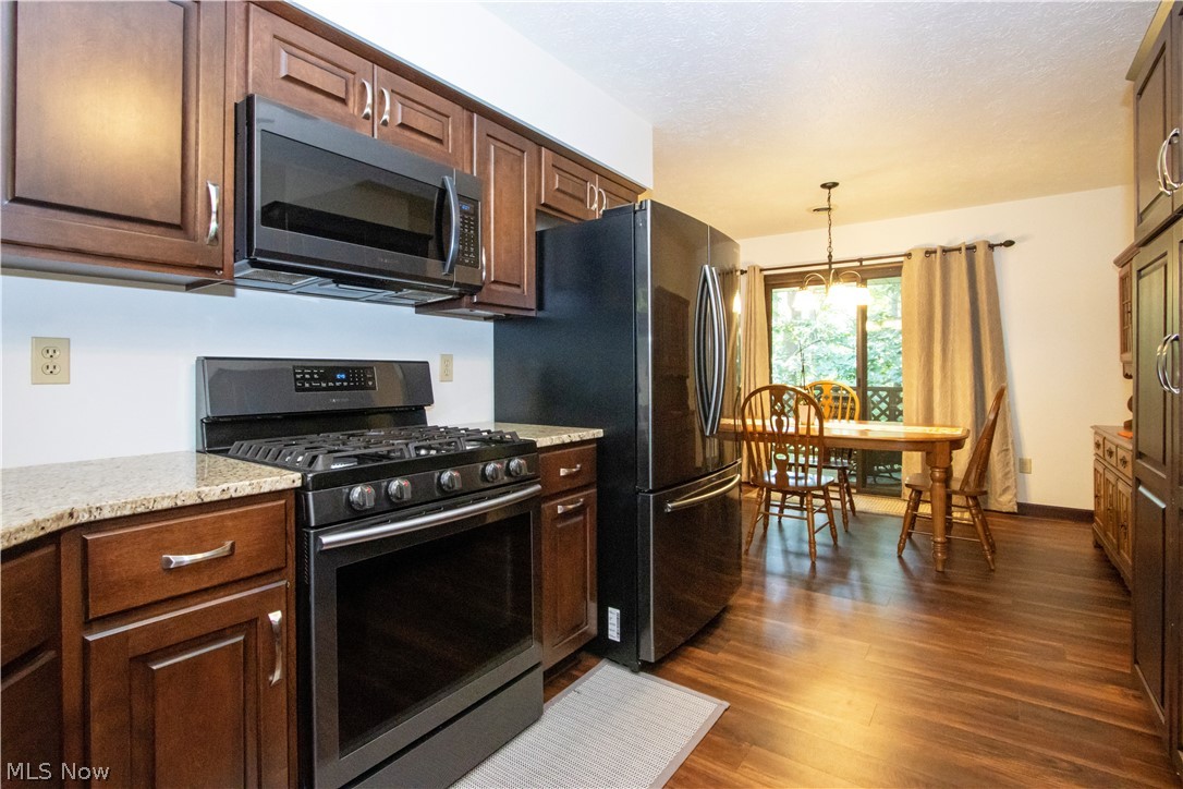 Forest Creek Estate - Residential