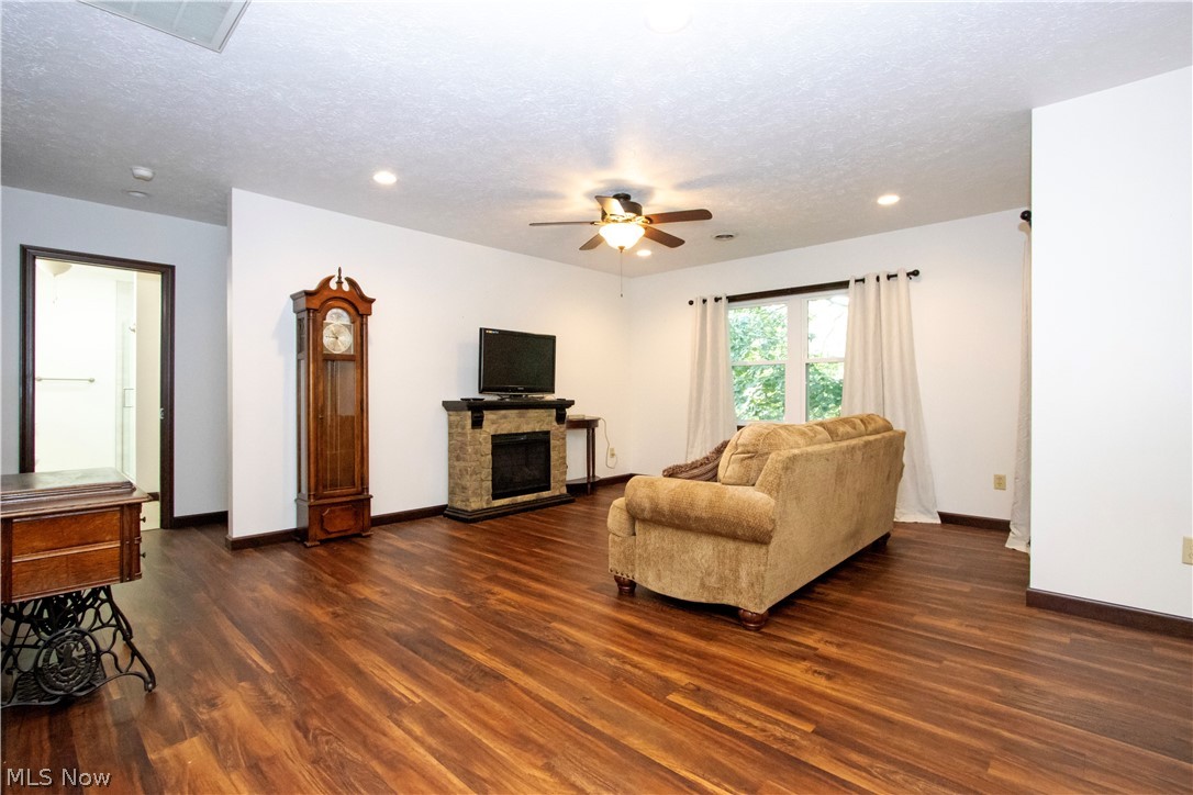 Forest Creek Estate - Residential