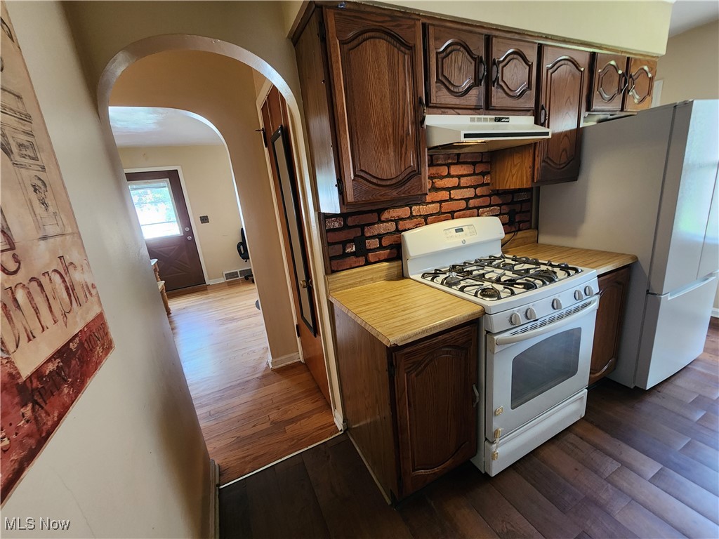 City/Youngstown - Residential
