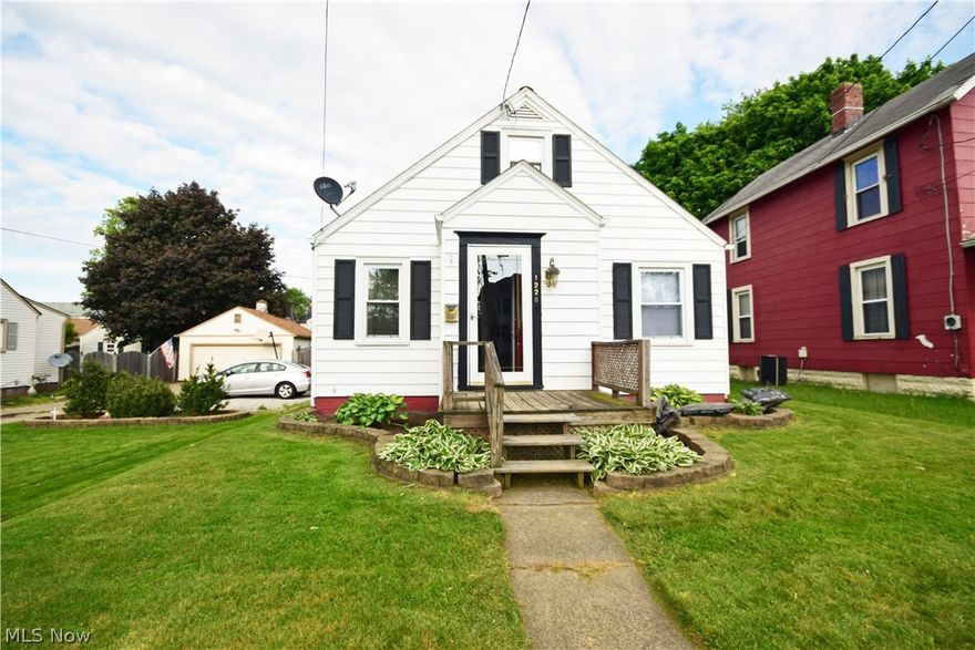 Cute and cozy move in ready 2 bedroom 1 bath bungalow in the heart of Canton. Garage backs up to a brand new fenced in yard. Perfect for a first time home buyer or couple looking to downsize. Partially finished basement , and upstairs bungalow with potential to be finished for an extra room! Check it out today before it's gone! Comes with America's Preferred Home Warranty!  Call today to schedule your showing!