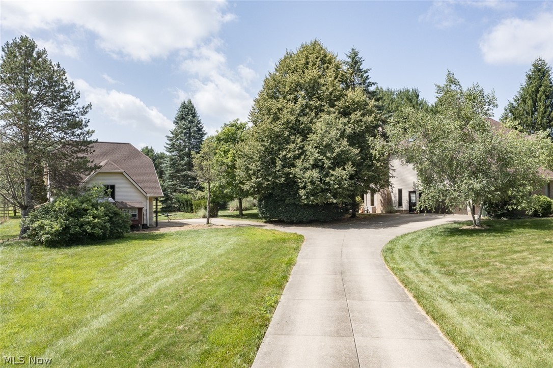 3815 W Sweet Briar Drive