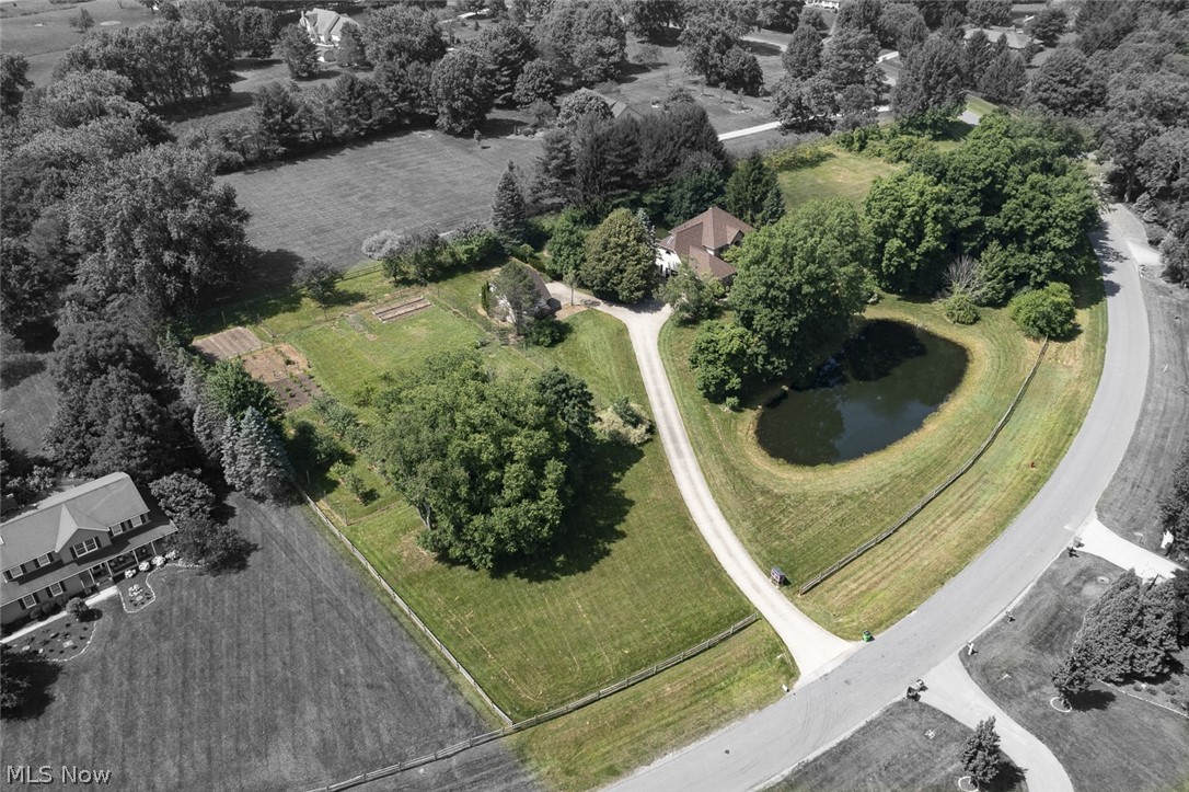 3815 W Sweet Briar Drive
