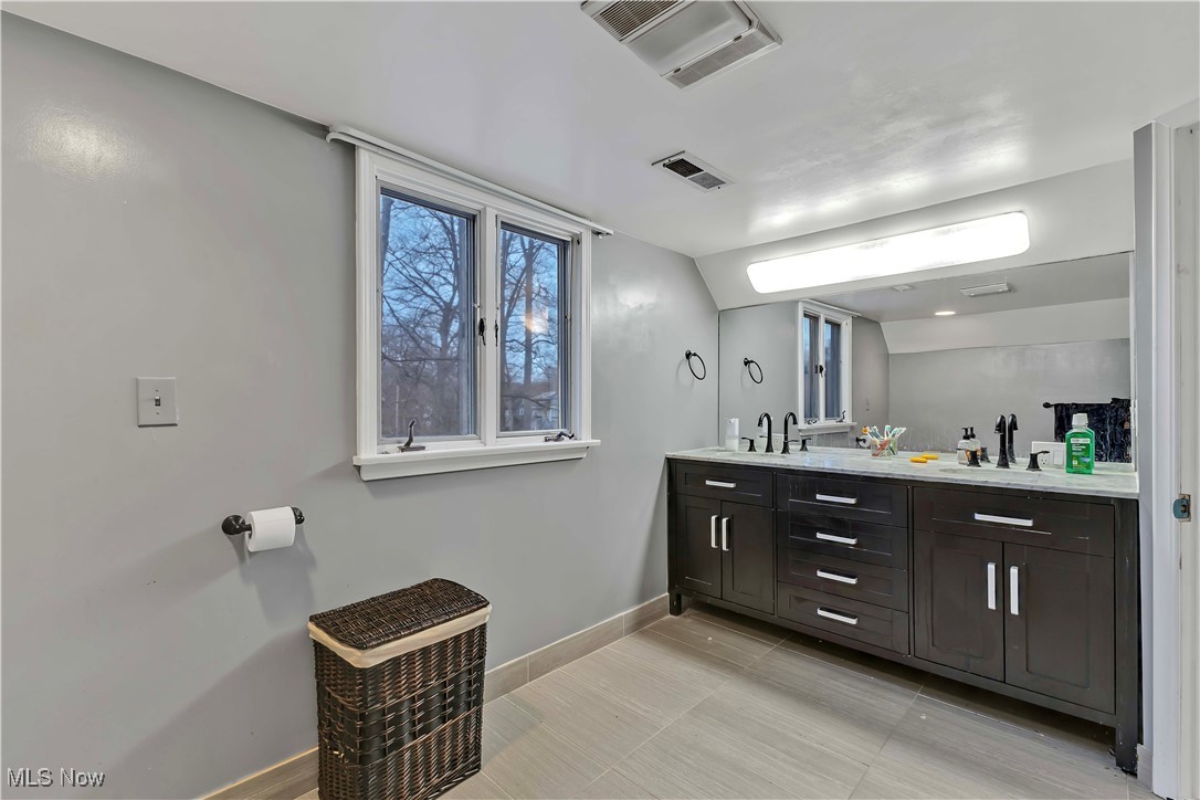 2880 Berkshire Road, Cleveland Heights, Ohio image 35