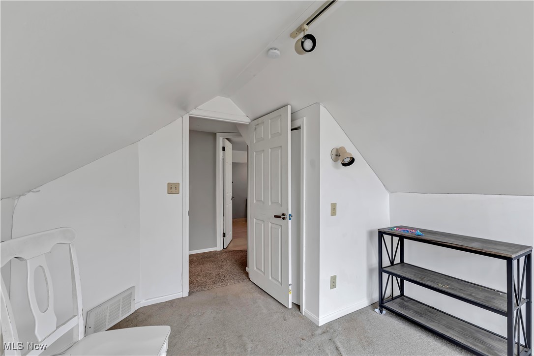 2880 Berkshire Road, Cleveland Heights, Ohio image 33