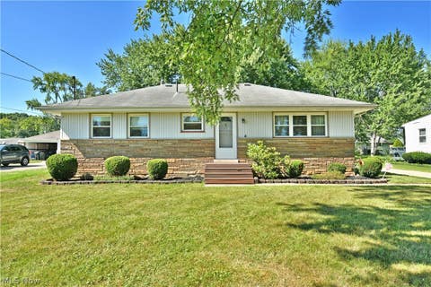 Homes For Sale - 3985 Valacamp Avenue<br/> Warren, OH 44484