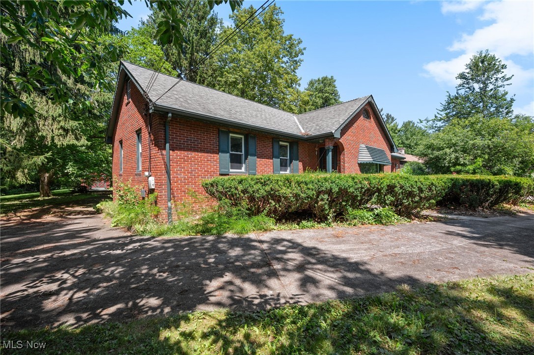 Country Club Estates - Residential