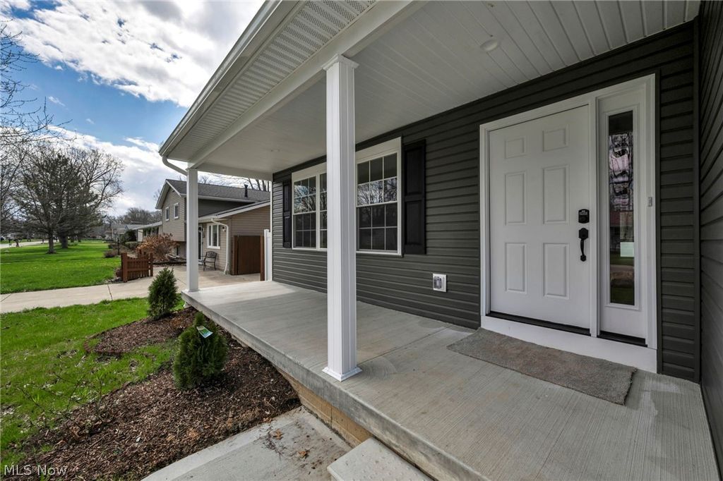 Photo of 5984 Cornell Avenue, North Ridgeville, OH 44039 (MLS # 5200287)