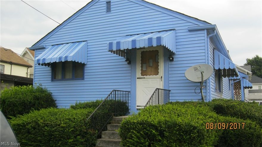 Very nice home in convenient location.  Close to interstate, shopping and bus line. 1-2 bedrooms, (dining room could be bedroom), brand new carpet and newer linoleum.  Great space in basement for rec room.  Plenty of storage.  Nice corner lot, nice neighborhood.  Call to view today.