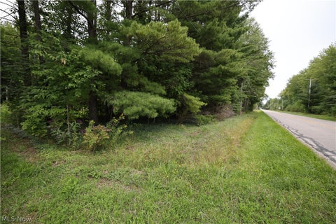 Tiny photo for 740 Footville Richmond Road E, Jefferson, OH 44047 (MLS # 5240844)