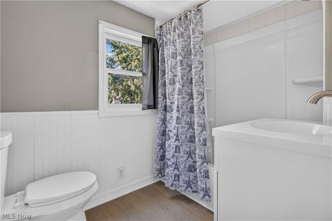 Tiny photo for 147 Fairlawn Avenue, Elyria, OH 44035 (MLS # 5255093)