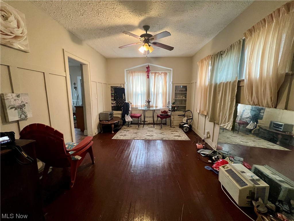 Crawford-Woodhill - Residential