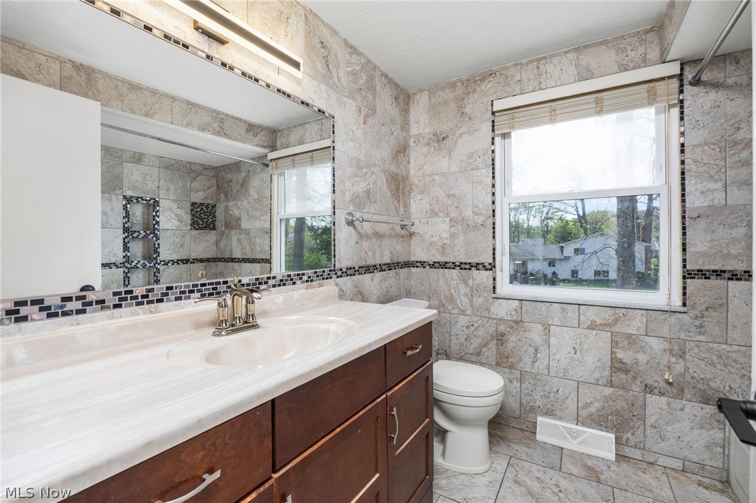 Deerpath 04 - Residential