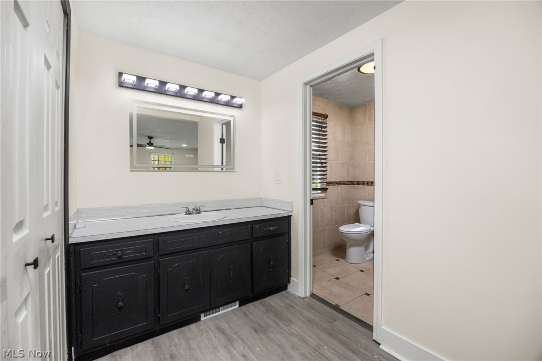 Deerpath 04 - Residential