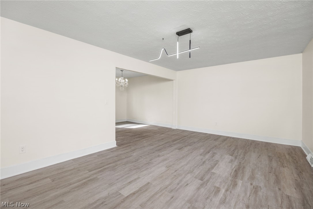 Deerpath 04 - Residential