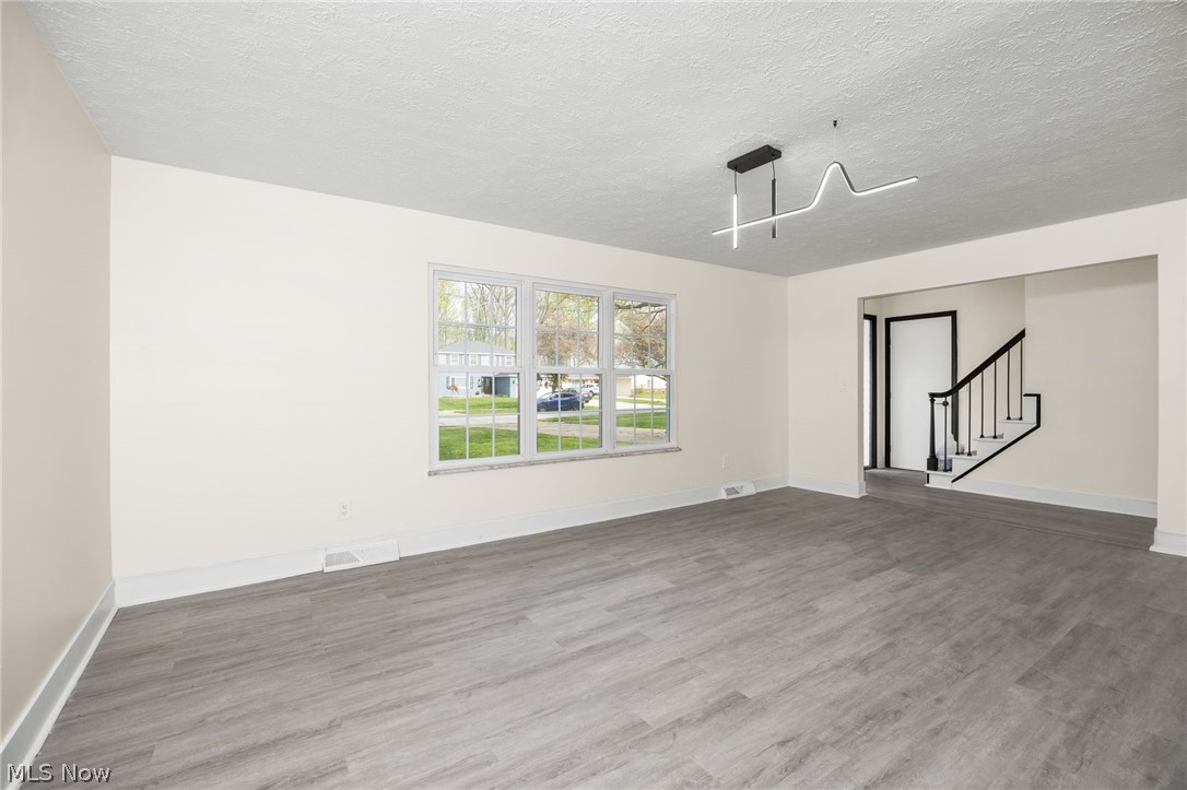 Deerpath 04 - Residential