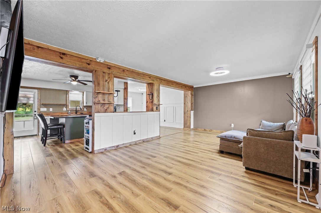3044 Greenwich Lane