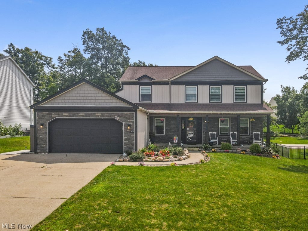3044 Greenwich Lane