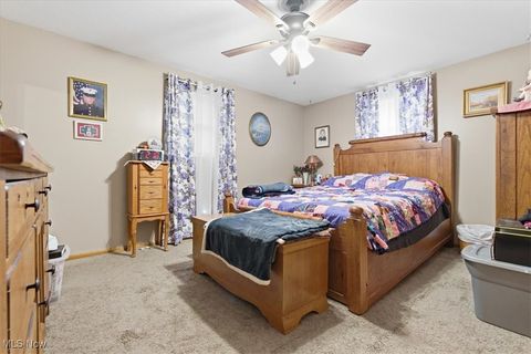 Tiny photo for 2512 Capital Drive Dr, Parkersburg, WV 26101 (MLS # 5179125)