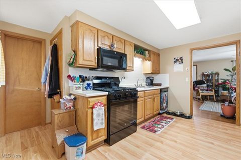 Tiny photo for 2512 Capital Drive Dr, Parkersburg, WV 26101 (MLS # 5179125)