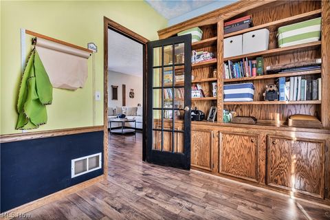 Tiny photo for 7129 Fenwick Avenue NE, Canton, OH 44721 (MLS # 5187079)