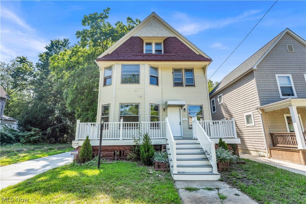 Photo of 1344 E 112th Street, Cleveland, OH 44106 (MLS # 5223134)