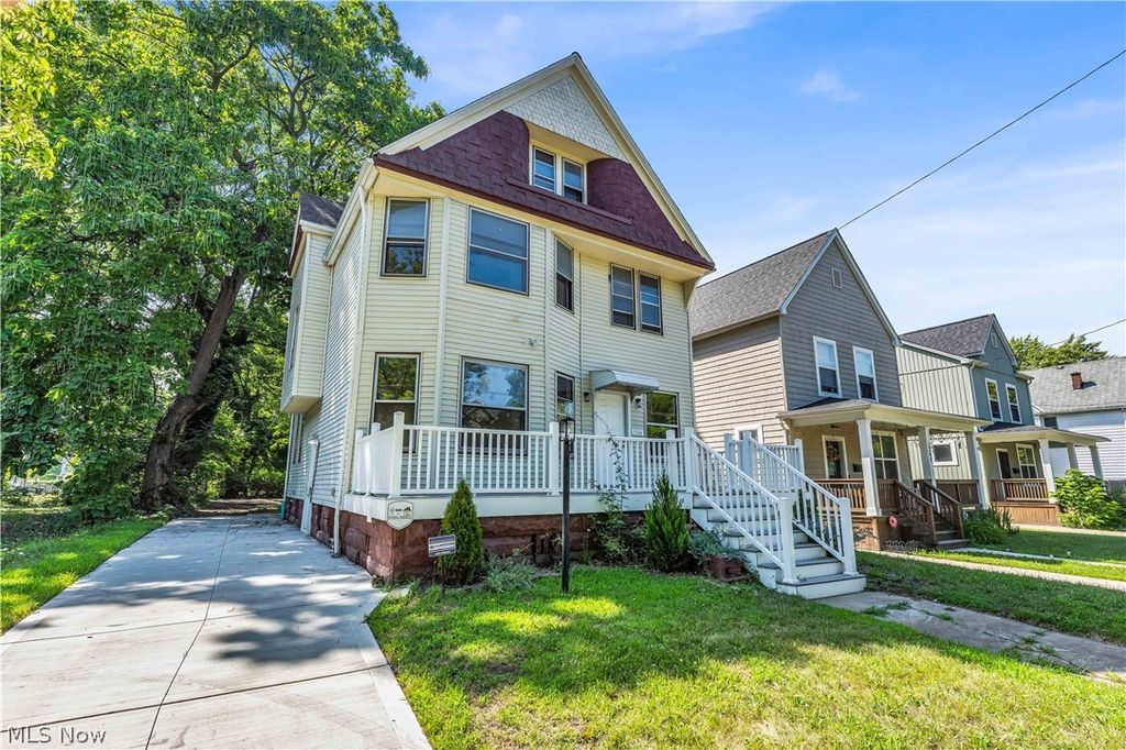 Photo of 1344 E 112th Street, Cleveland, OH 44106 (MLS # 5223134)