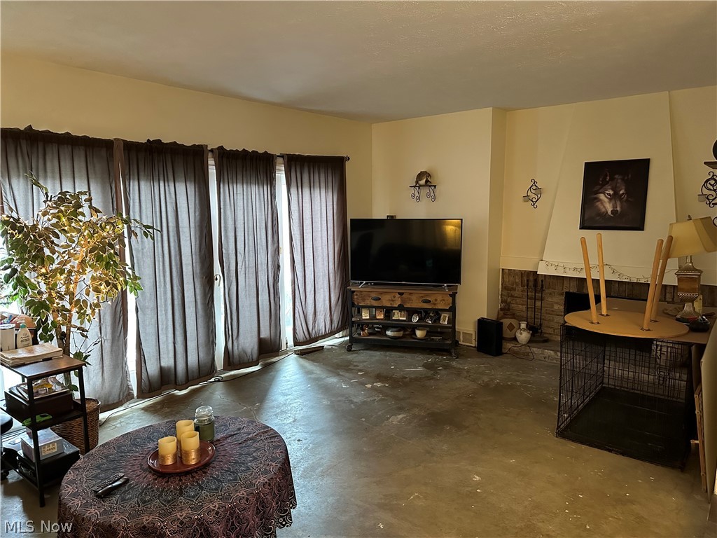 Granger Lake Condo - Residential