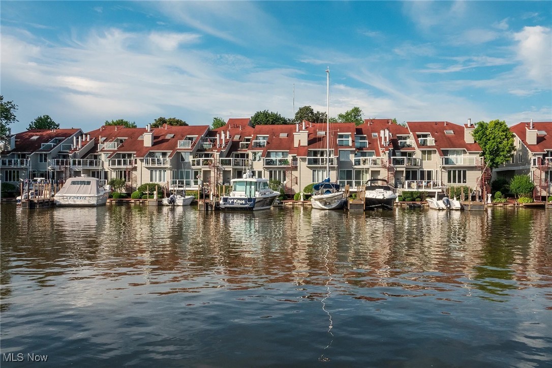 Fishermans Bend Condo - Residential