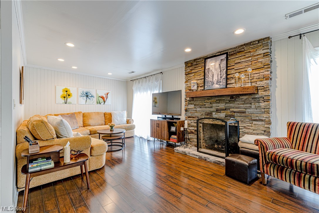 Aintree - Residential