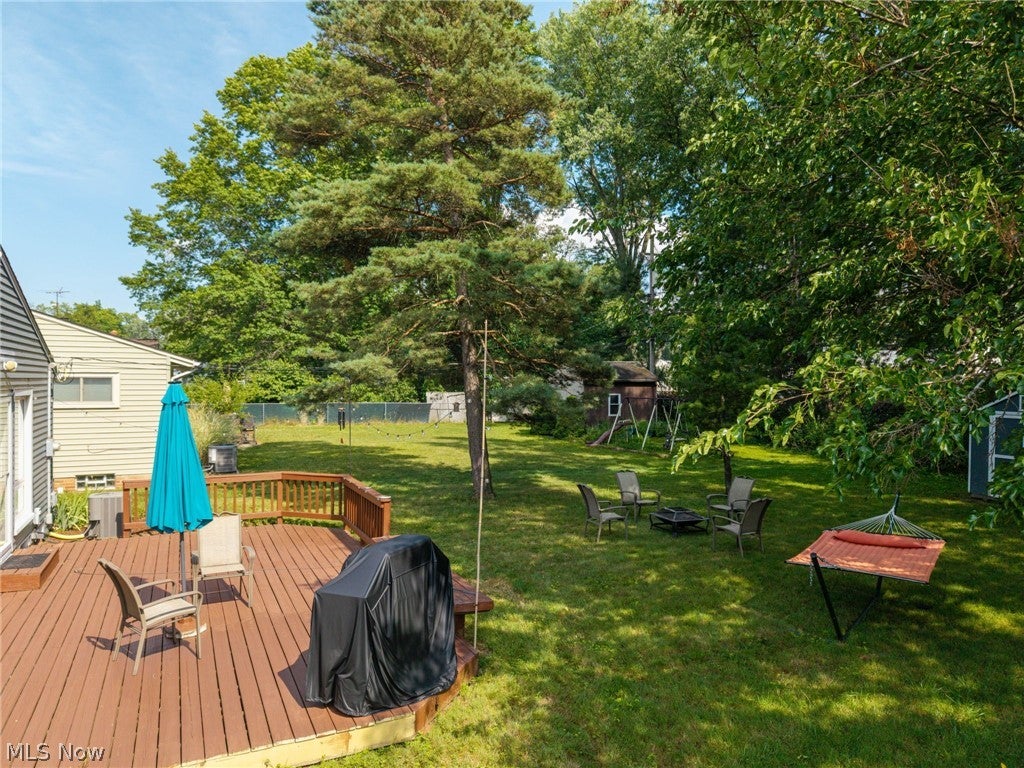 Photo of 4888 N Sedgewick Road, Lyndhurst, OH 44124 (MLS # 5226679)