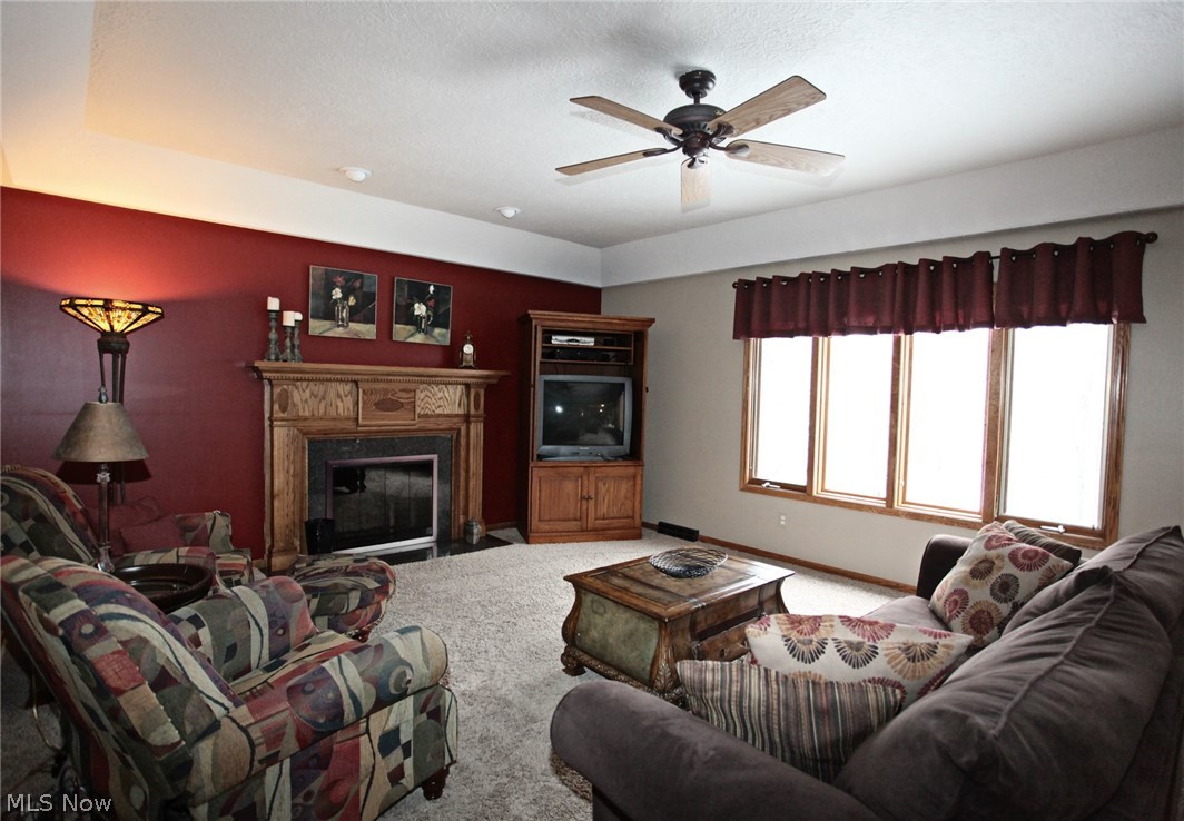 Pinelakes Crossing - Residential