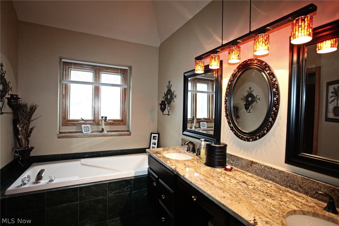 Pinelakes Crossing - Residential