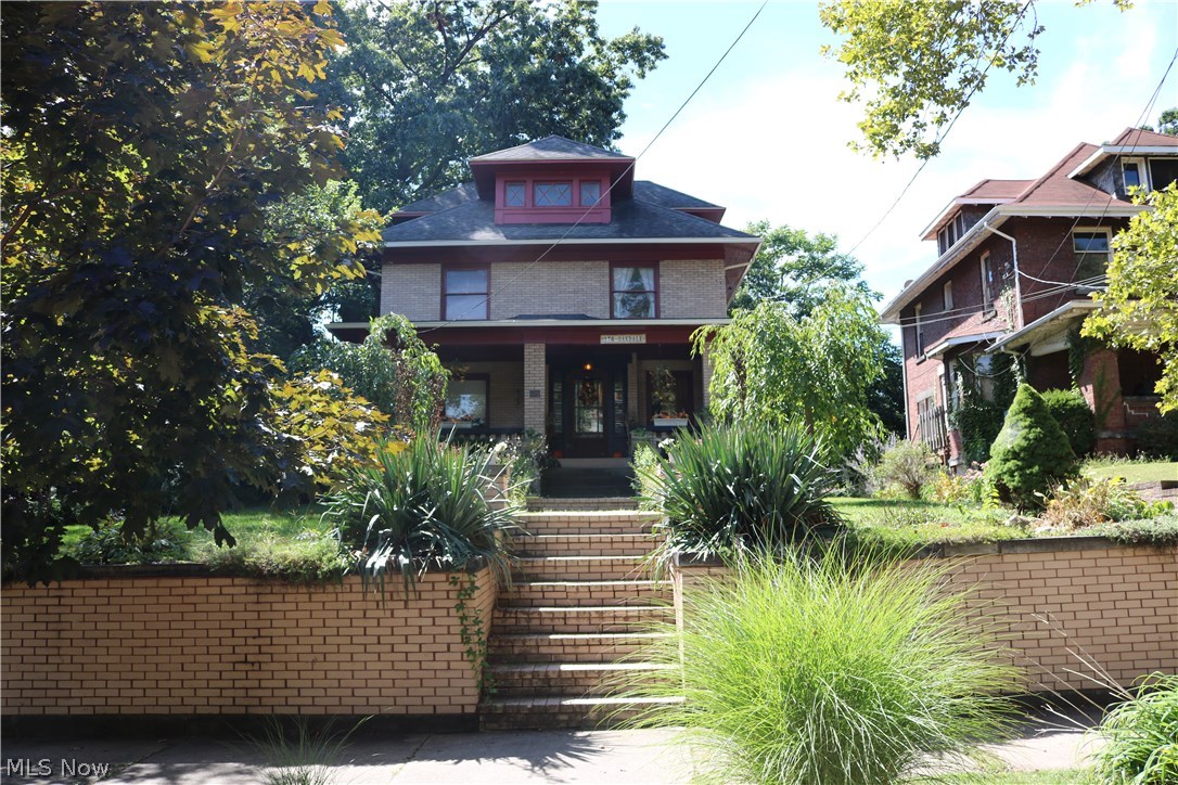 Hall Park - Residential