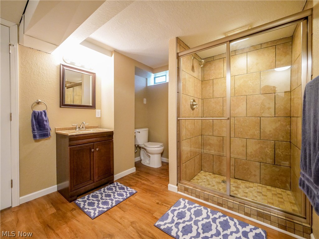 Cresthaven Sub #560 - Residential