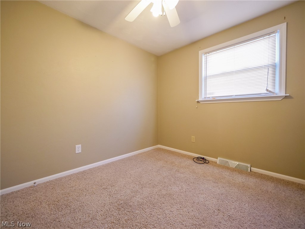 Cresthaven Sub #560 - Residential