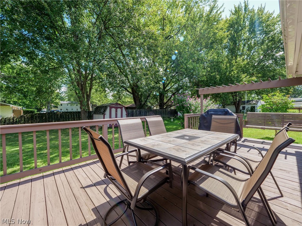 Cresthaven Sub #560 - Residential