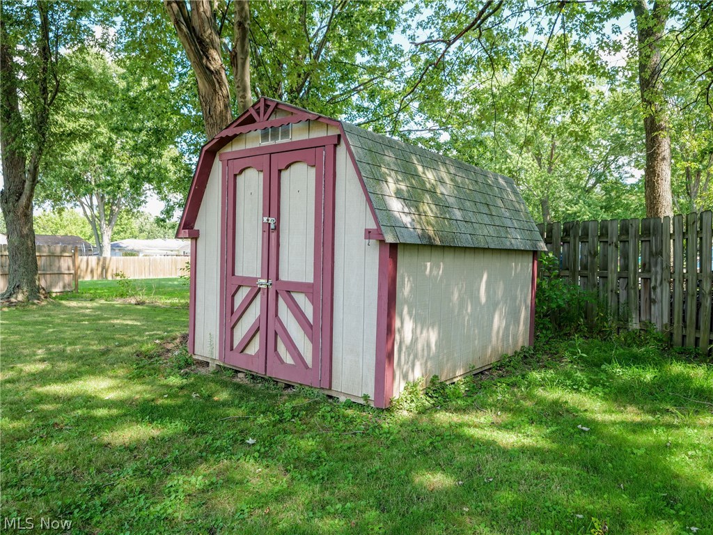 Cresthaven Sub #560 - Residential