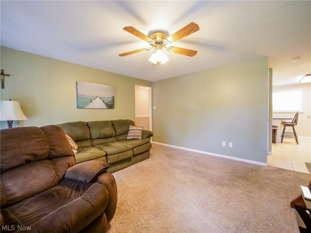 Cresthaven Sub #560 - Residential