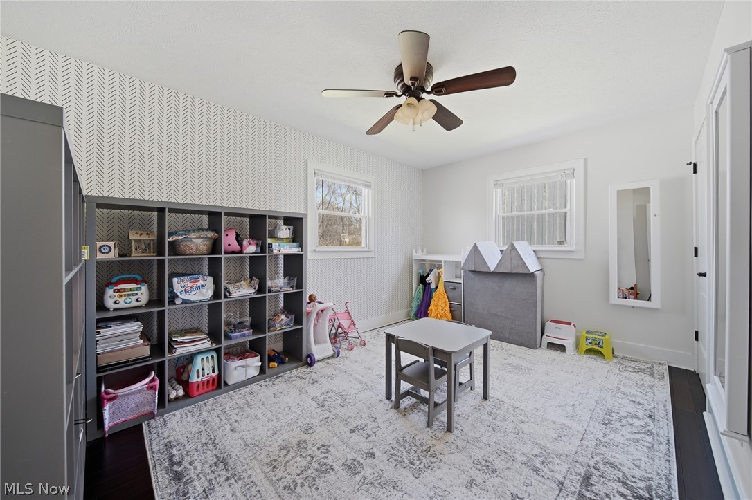 Silver Lake Little Farms - Residential