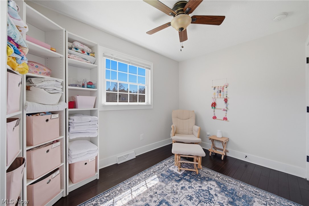 Silver Lake Little Farms - Residential