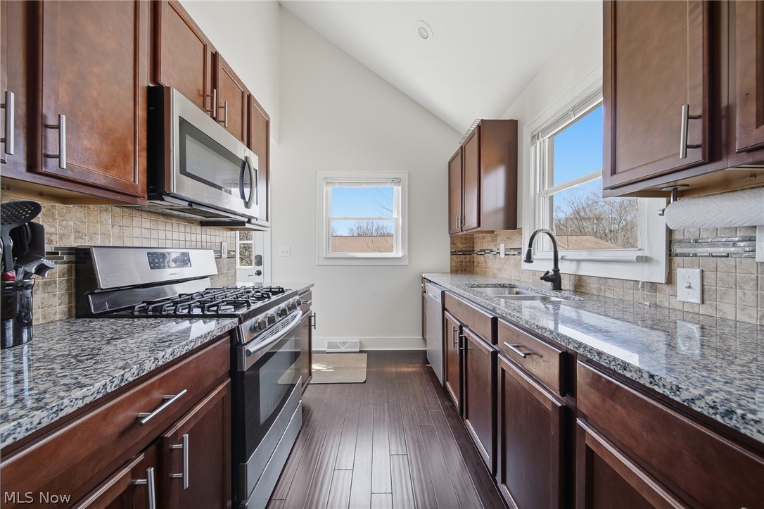 Silver Lake Little Farms - Residential