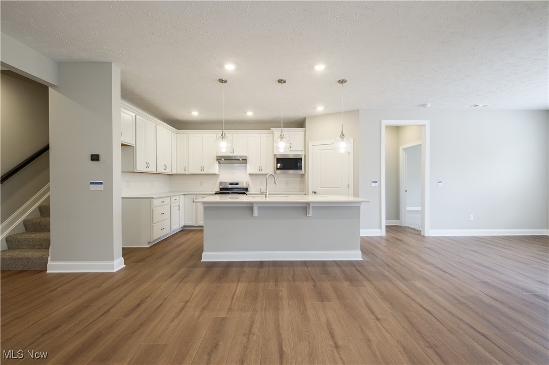Del Webb Hickory Greens - Residential